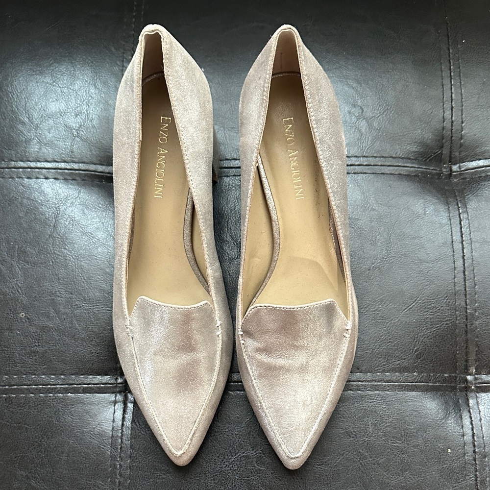 Enzo Angiolini Women's Tan Pointed-Toe